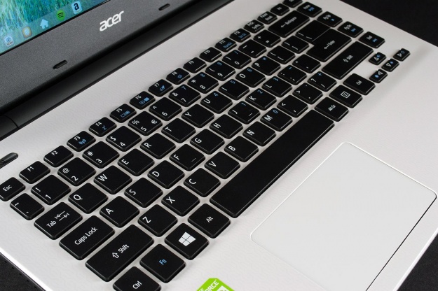 Acer Aspire E5 572G Đáp ứng mạnh mẽ mọi nhu cầu của người dùng 