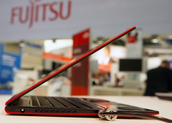 Fujitsu trình làng Lifebook UH572: dáng đẹp, ít tốn điện