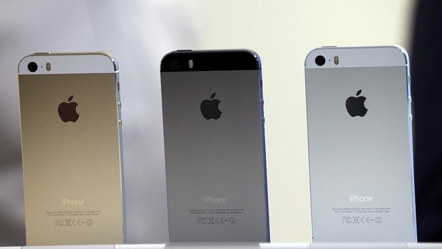 iPhone "xách tay" được bảo hành chính hãng tại VN, hàng "công ty" sẽ sống sao?